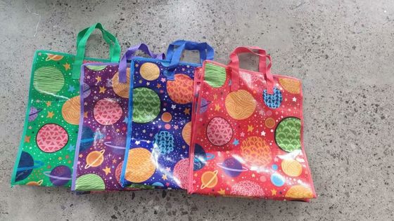 Sac de magasinage en plastique personnalisé avec fermeture à glissière ou fermeture rapide